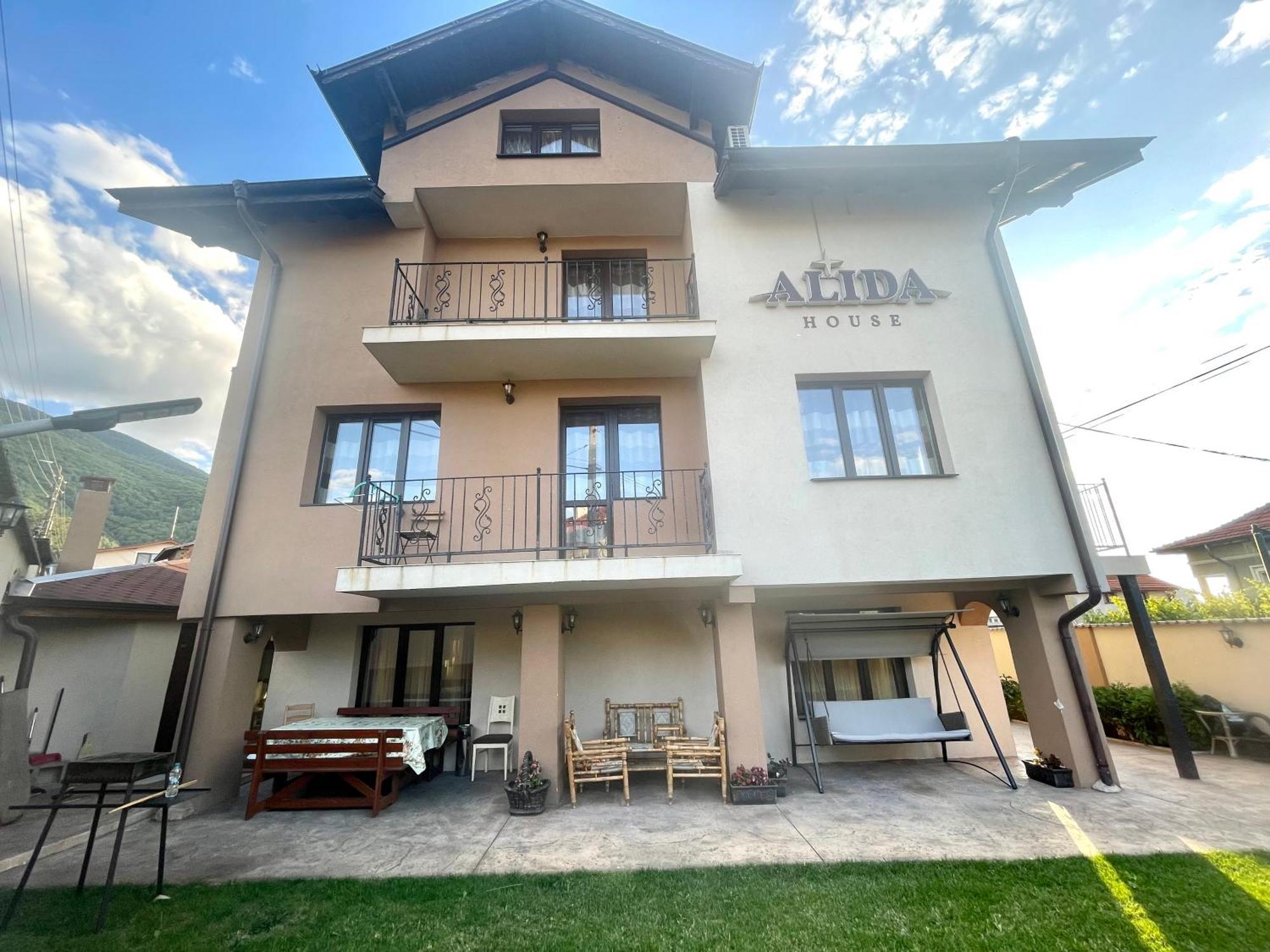 Къща За Гости Алида Sapareva Banya Exterior foto